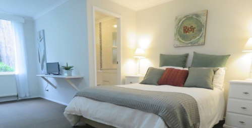 Kangaroo Valley retreat grounds